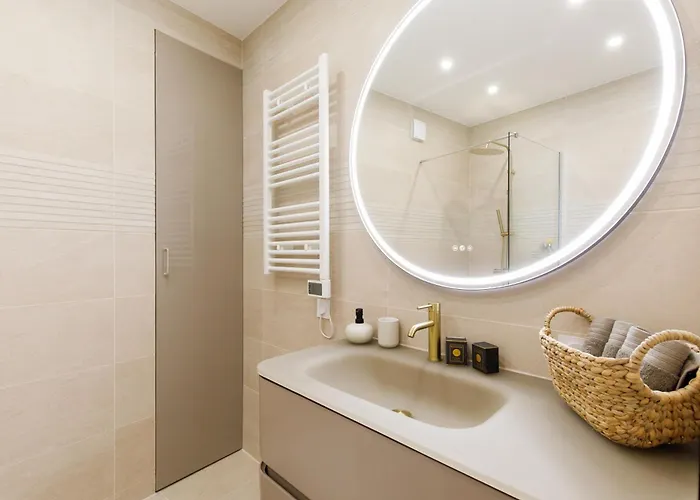 Prestige Maubourg & Exclusive Sea View Terrace Daire *